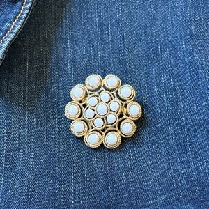 Stella and Dot Vintage Gold and White Brooch